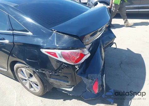 2012 Hyundai Sonata Hybrid from USA, damaged, VIN KMHEC4A4XCA060108